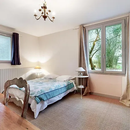 3 Bedroom Stunning In Nyaraló Gesvres